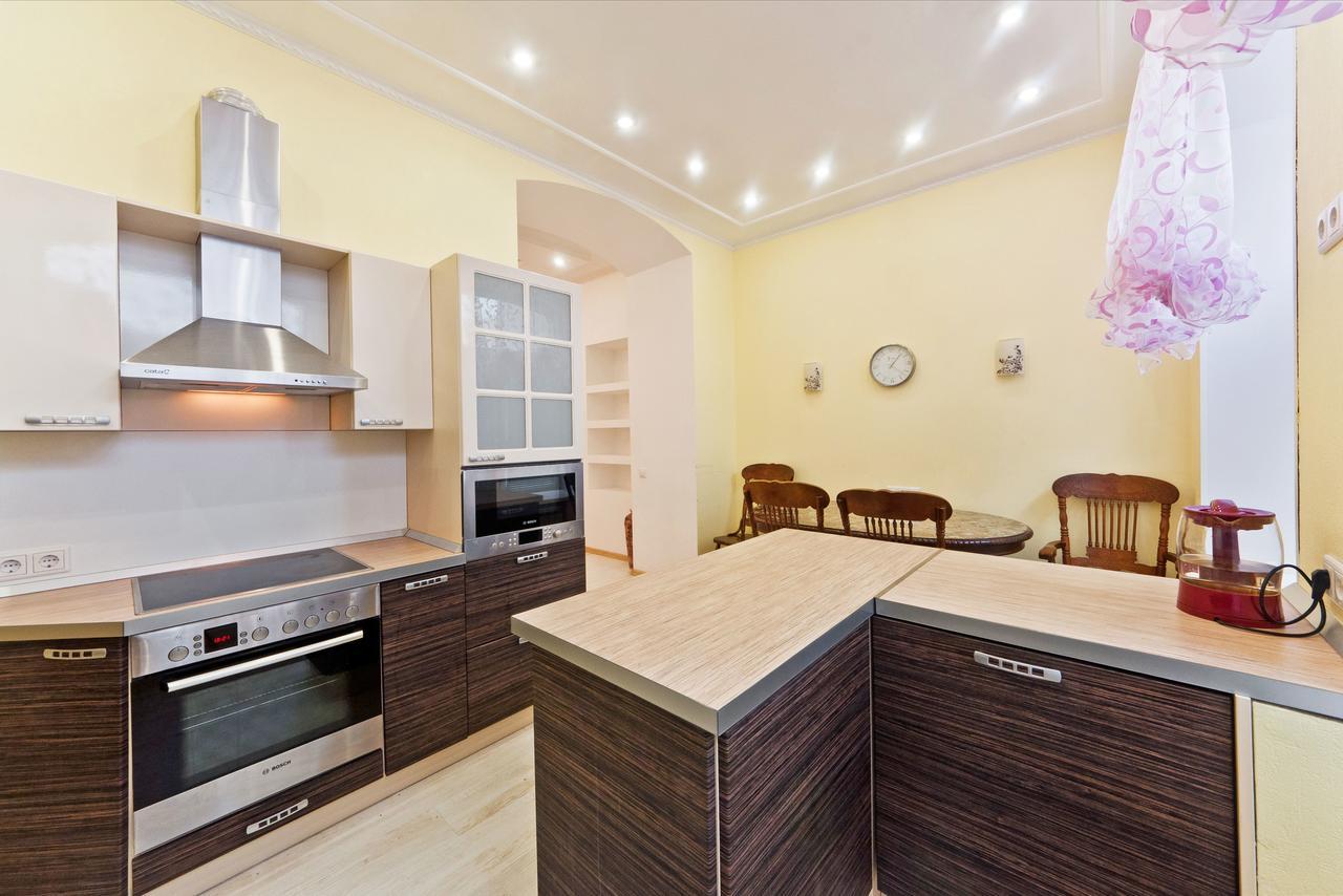 סנט פטרסבורג Apartment Spassky 12 מראה חיצוני תמונה